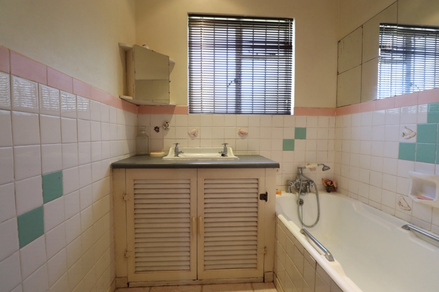 3 Bedroom Property for Sale in Kabega Park Eastern Cape